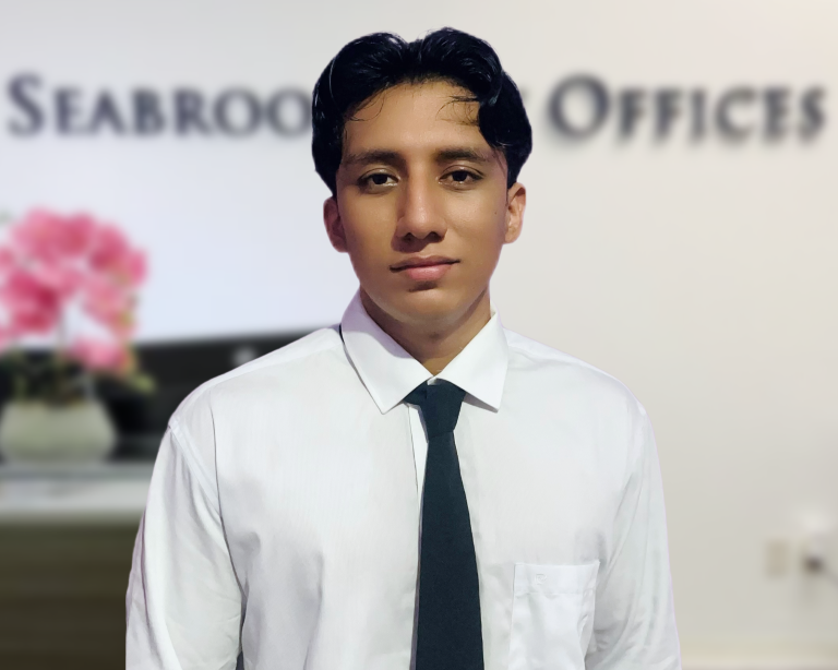 Alam Hernandez Headshot Photo