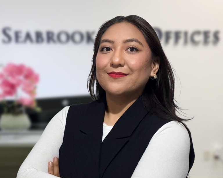 Jireh Rosas Headshot Photo
