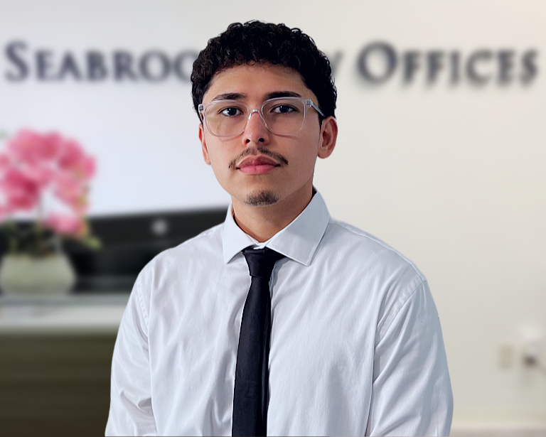 Rafael Gonzalez Headshot Photo 1
