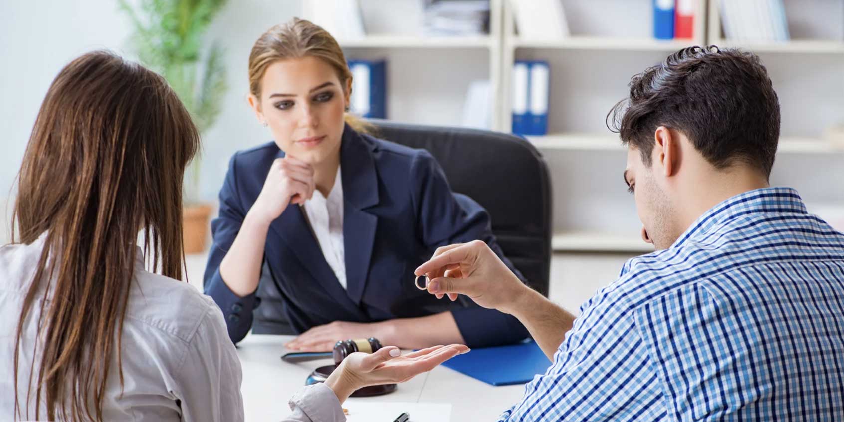 Blog 24 contested-vs-uncontested-divorce